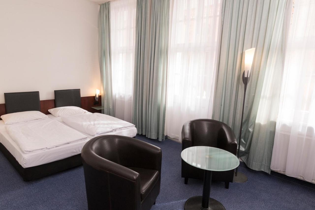Sweet Dream Hostel & Pension - Self Check-In Güstrow Exterior foto