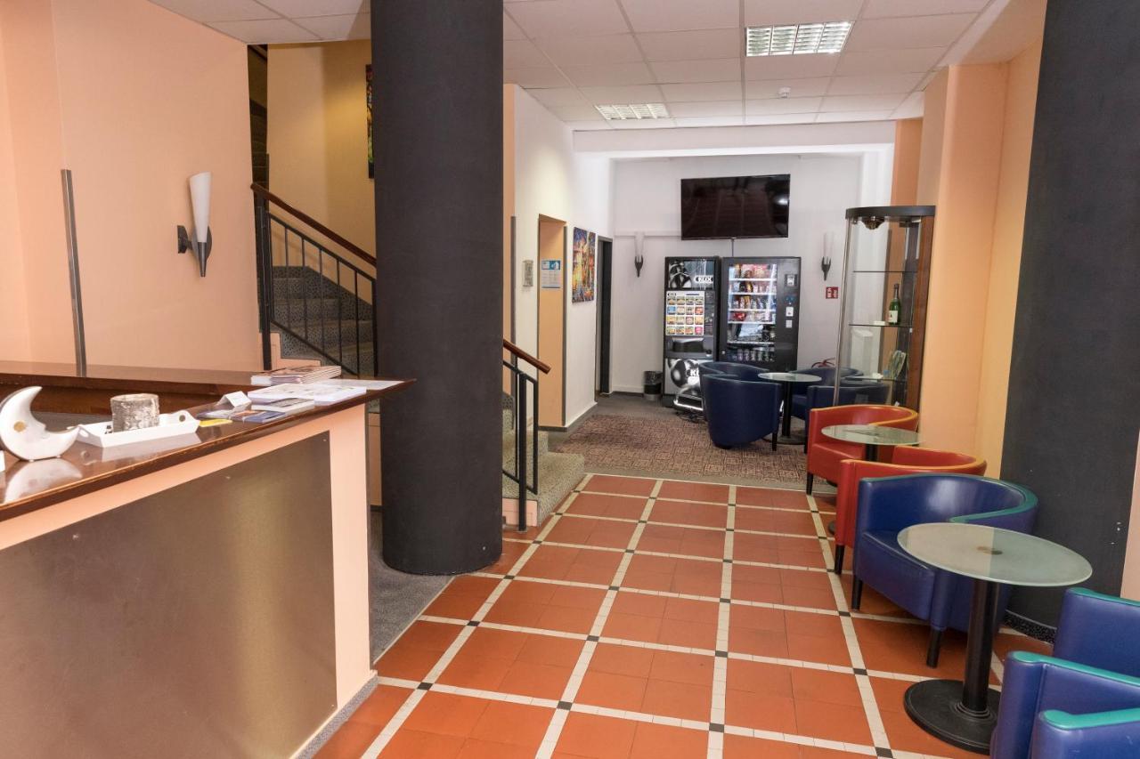 Sweet Dream Hostel & Pension - Self Check-In Güstrow Exterior foto