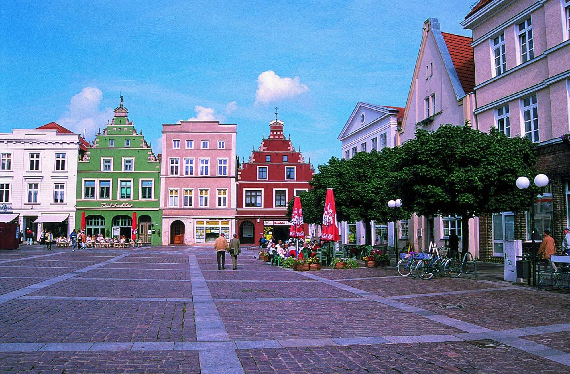 Sweet Dream Hostel & Pension - Self Check-In Güstrow Exterior foto