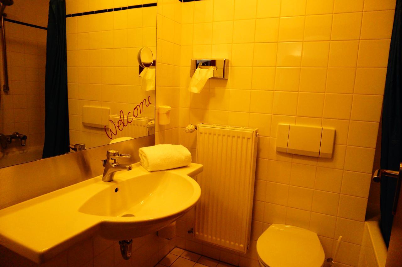Sweet Dream Hostel & Pension - Self Check-In Güstrow Exterior foto